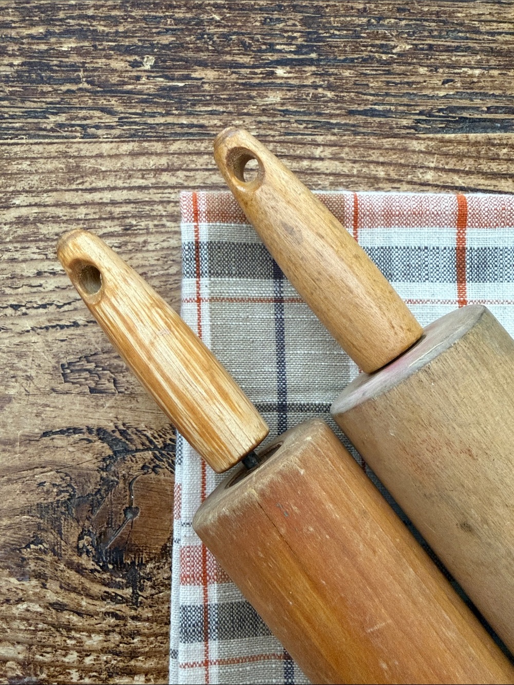 2 | Vintage Rolling Pins - Picture 3 of 6